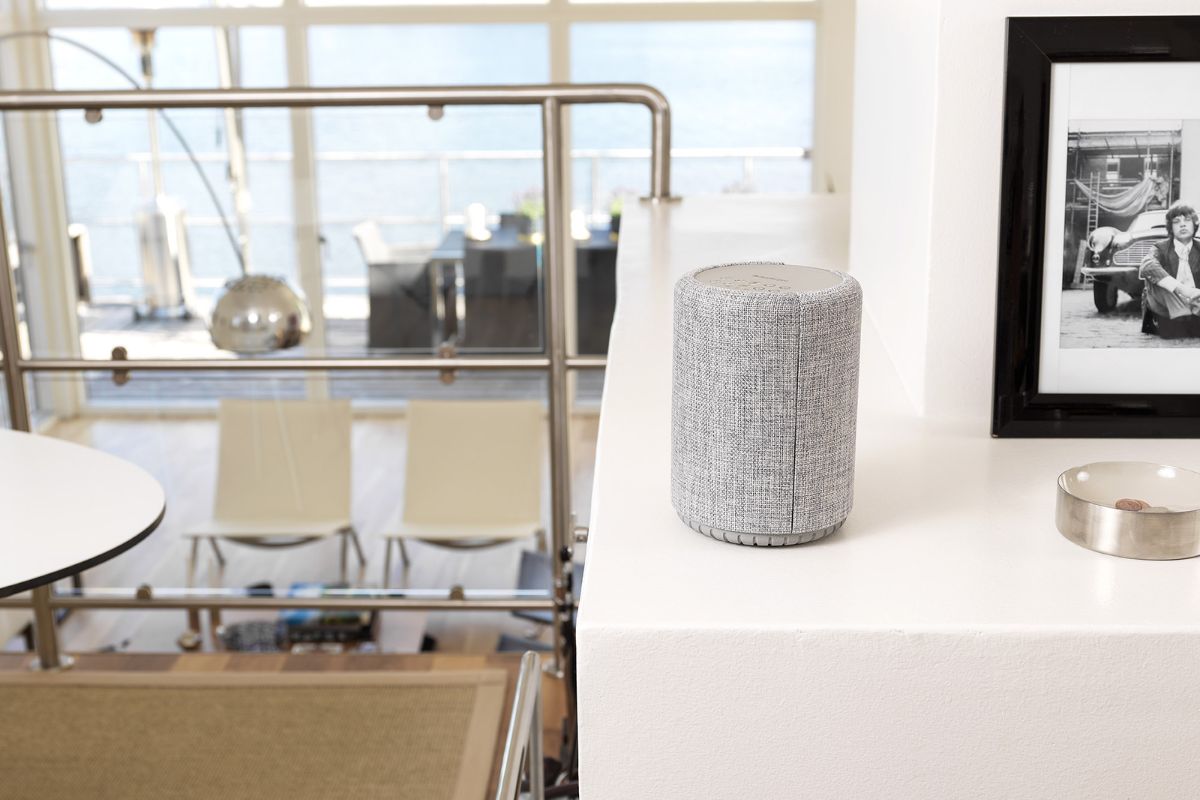 Audio Pro A10 Multiroom-Lautsprecher in Hellgrau